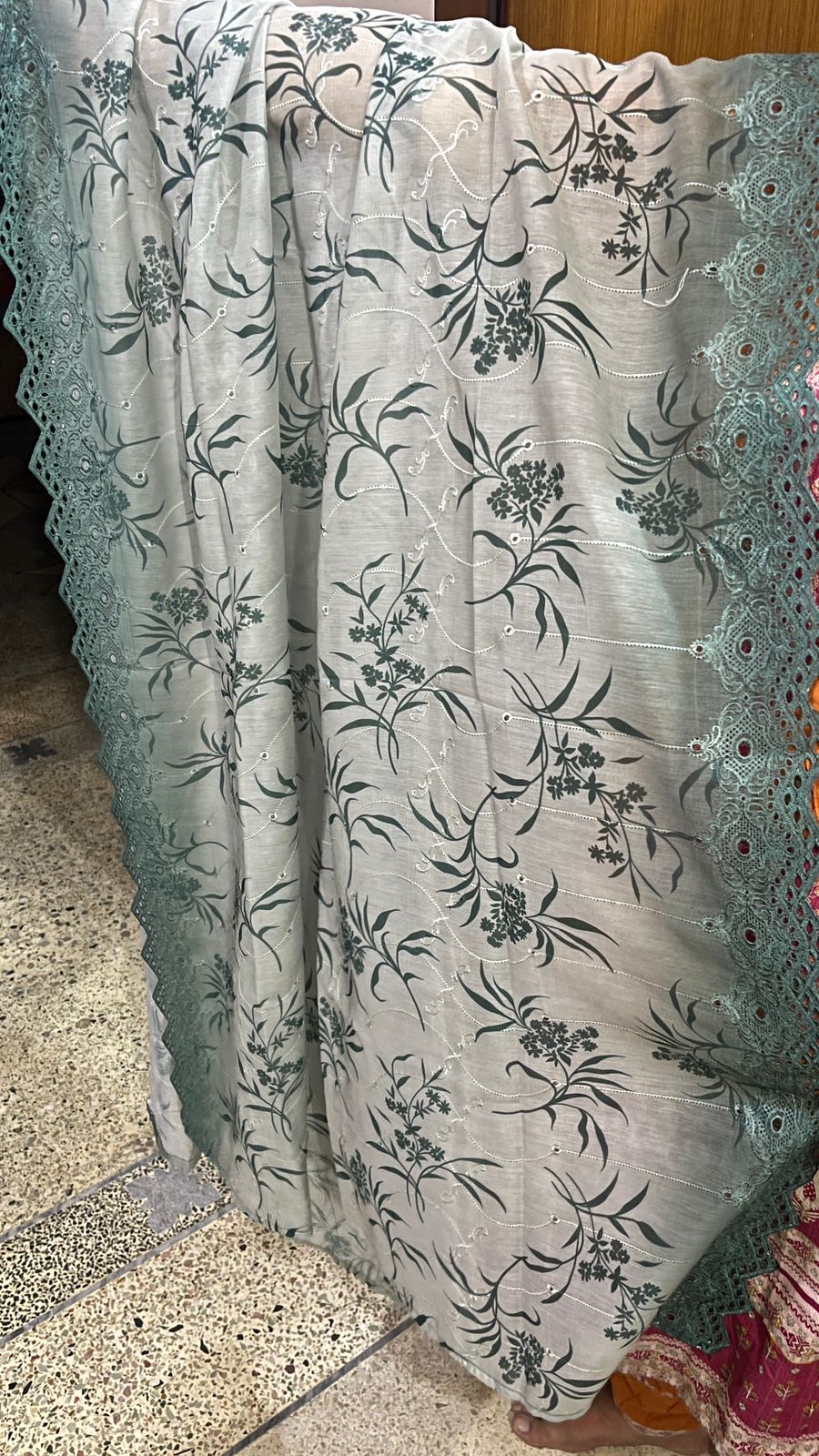 Riwaaje Elegant Dark Green Embroidered 3 Piece Lawn Suit With Printed Dupatta